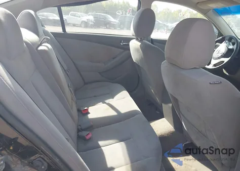 2011 Nissan Altima 2.5 S z USA, uszkodzony, nr VIN 1N4AL2AP7BC155283